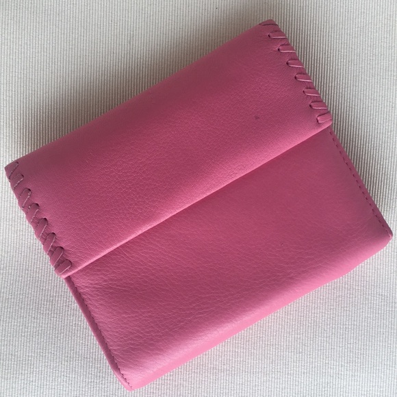 Handbags - EUC Leather Pink Wallet
